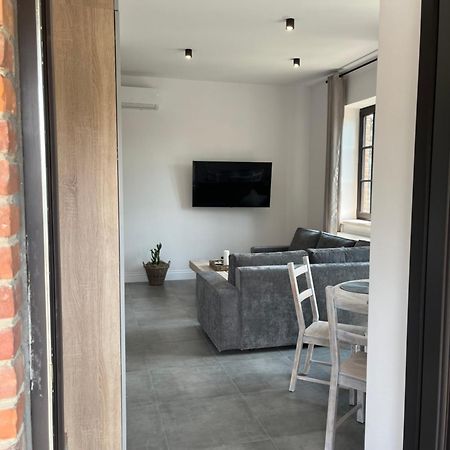 Neighbourhood Apartment Люблин Экстерьер фото